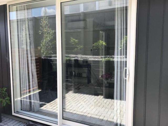 Modern Self Contained Apartment In Riverhead Екстер'єр фото